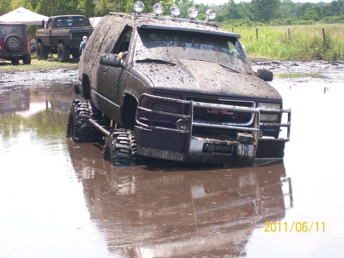 2011-Jun-11_HGR4X4_JessesBD_P1 081